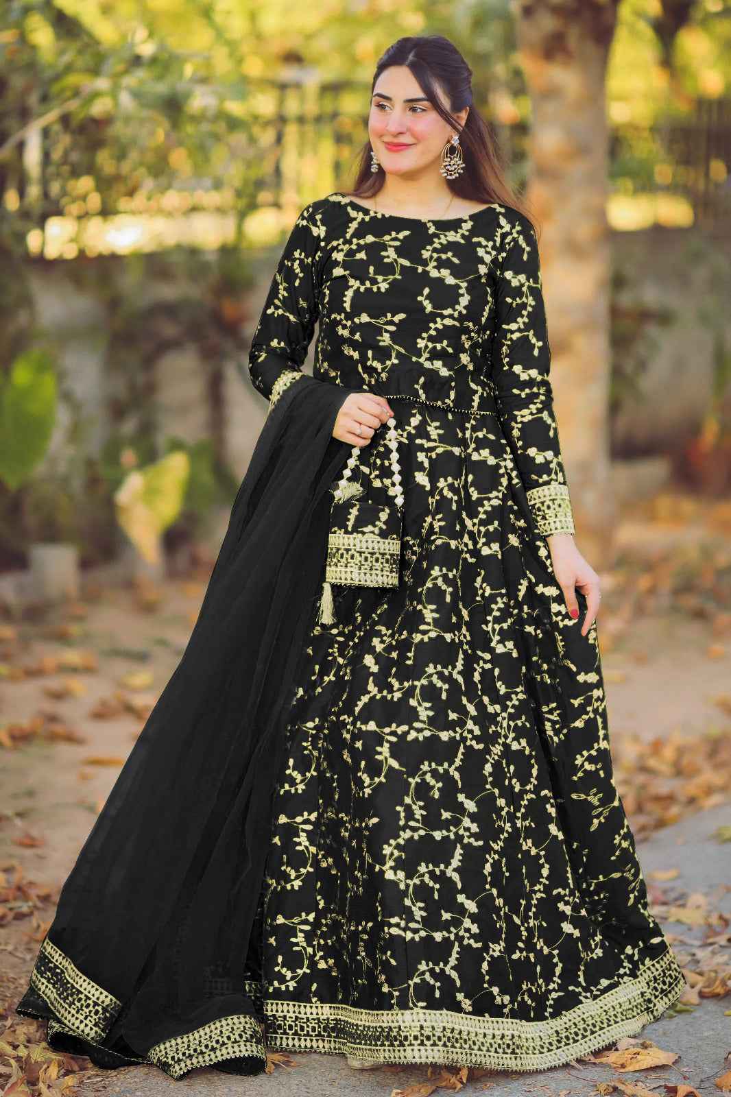 Embroidered Lehenga With Potli Bag