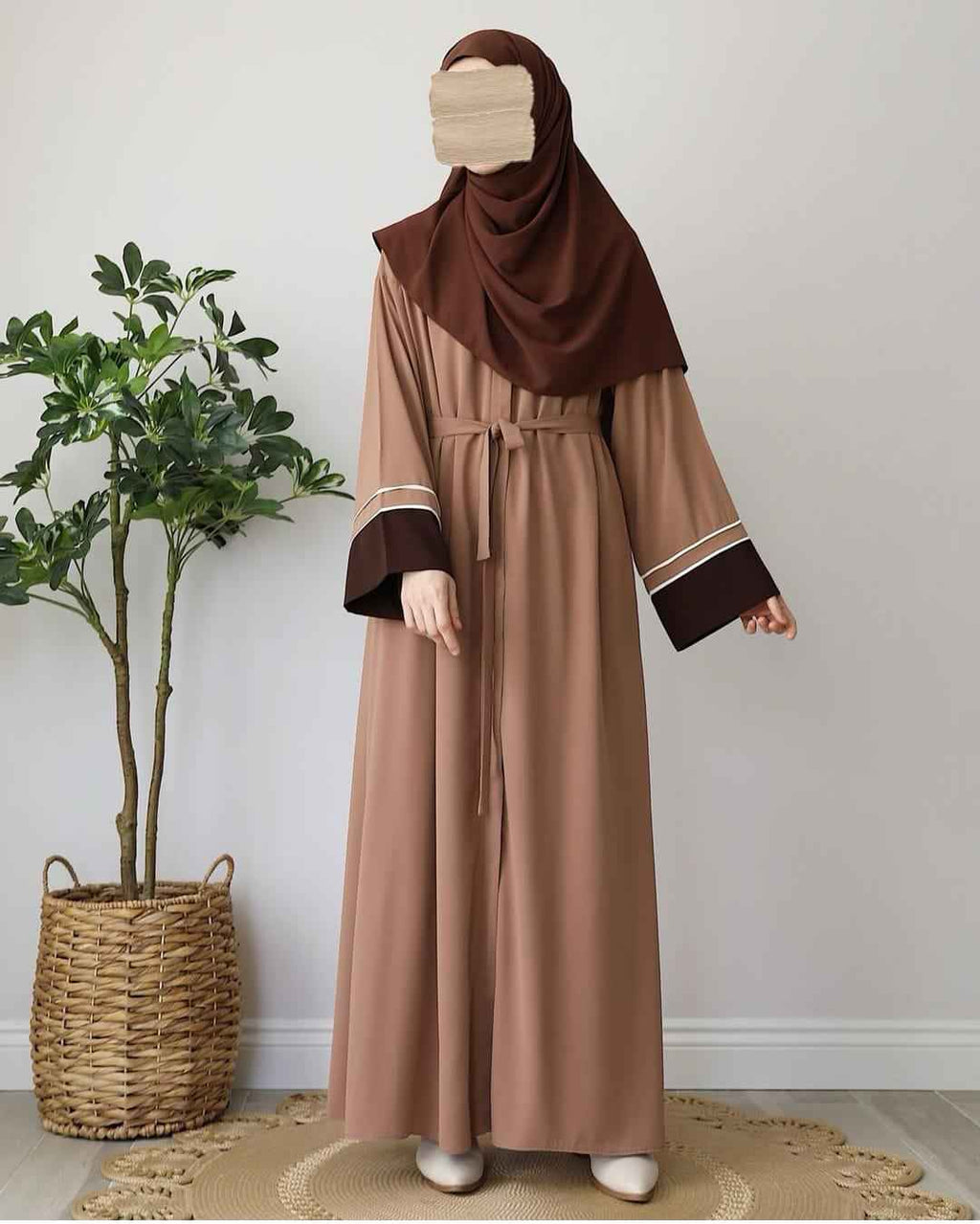 Brown Contrast Abaya With Stroller