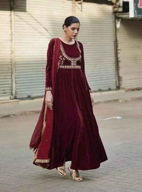 Velvet Embroided Maxi With Lace Dupatta And Trouser